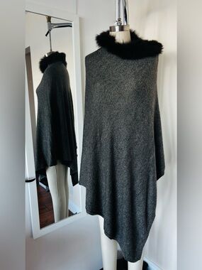 Asymmetrical Sweater Cape with Fur Collar